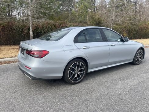 Used 2022 Mercedes-Benz E 350 Sedan image 2