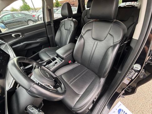 Used 2024 Kia Sorento S AWD/4WD image 39