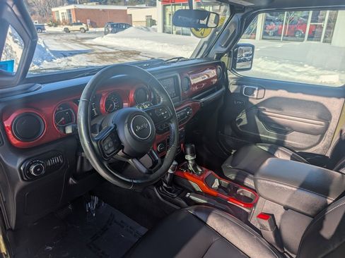 Used 2021 Jeep Wrangler Unlimited Sport image 16