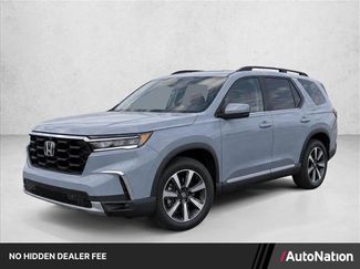 Used 2023 Honda Pilot Touring video 1
