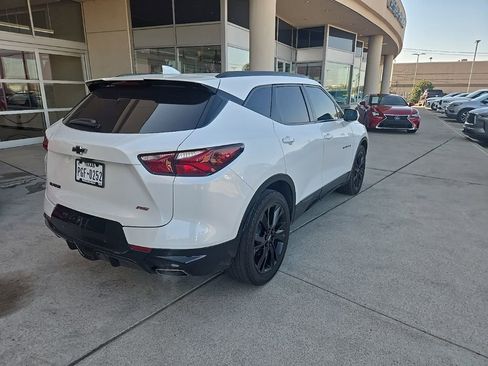 Used 2021 Chevrolet Blazer RS w/ Enhanced Convenience Package image 3