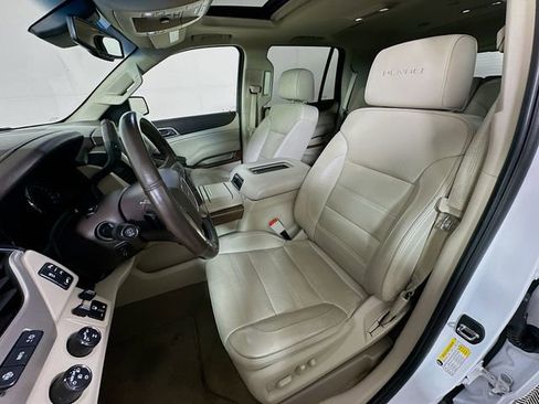 Used 2019 GMC Yukon Denali AWD/4WD image 23
