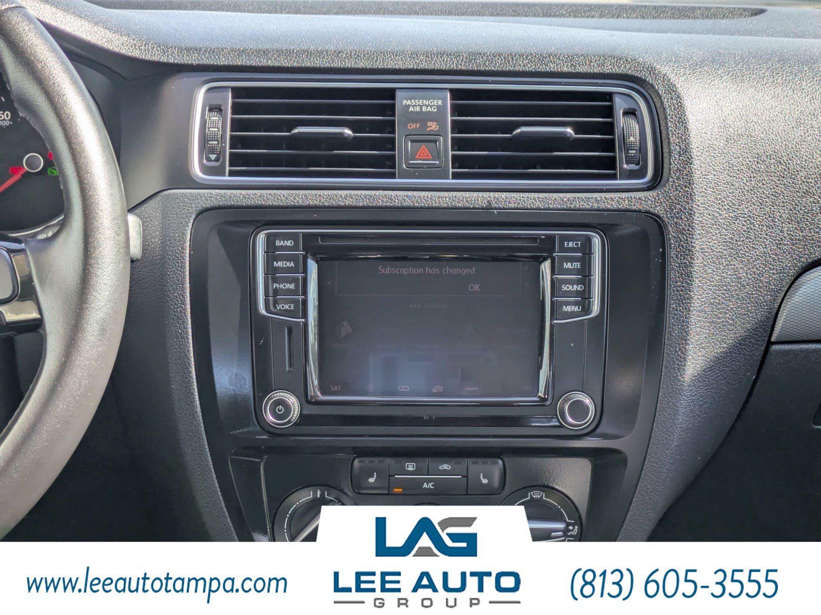 Used 2016 Volkswagen Jetta SE FWD image 8