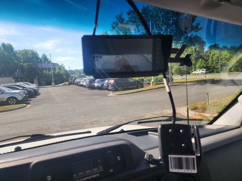 Used 2023 Ford E-350 and Econoline 350 Super Duty w/ Power Windows & Locks Group image 12