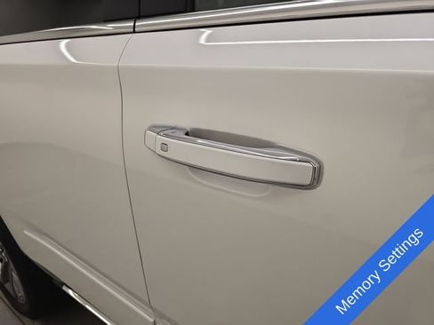 Used 2016 Chevrolet Tahoe LTZ RWD image 9