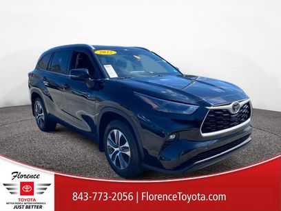 Used 2022 Toyota Highlander XLE