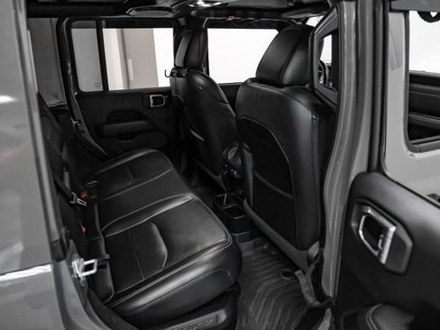 Used 2021 Jeep Wrangler Unlimited Sahara AWD/4WD image 34