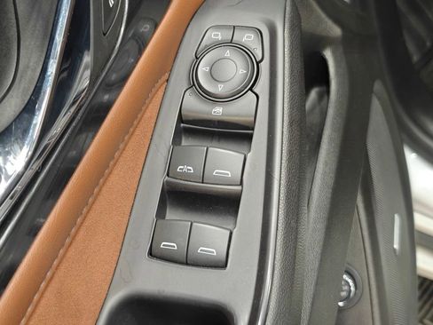 Used 2018 Chevrolet Traverse High Country AWD/4WD image 60