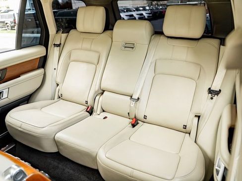 Used 2021 Land Rover Range Rover Autobiography image 21