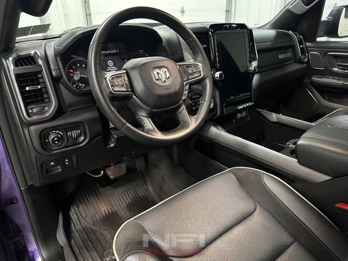 Used 2024 RAM 1500 Laramie AWD/4WD image 23