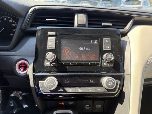 Used 2019 Honda Insight LX image 22