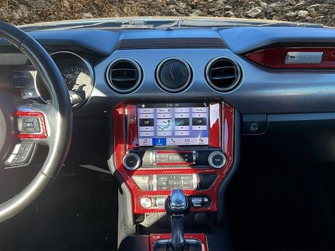 Used 2019 Ford Mustang GT w/ Equipment Group 301A image 6