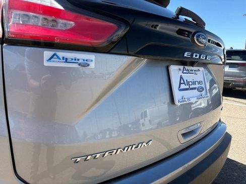 Used 2022 Ford Edge Titanium w/ Equipment Group 301A AWD/4WD image 16