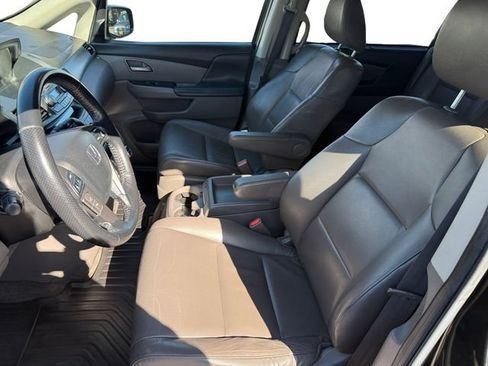 Used 2013 Honda Odyssey Touring Elite image 9