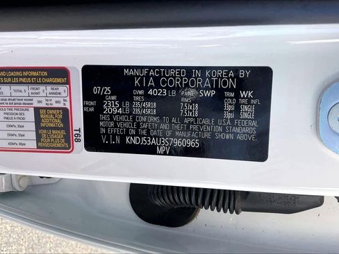 Used 2025 Kia Soul GT-Line image 32