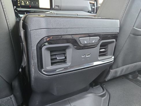 Used 2026 GMC Sierra 2500 AT4 AWD/4WD image 26