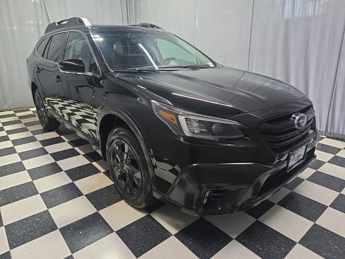 Used 2021 Subaru Outback Onyx Edition XT AWD/4WD image 3