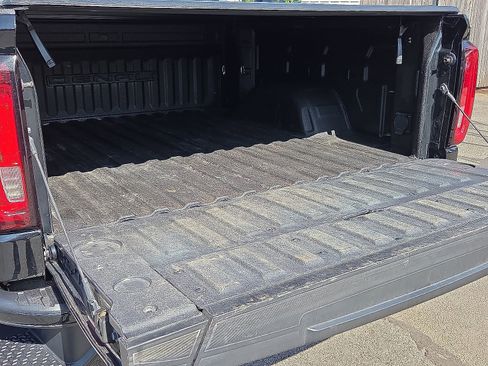 Used 2022 GMC Sierra 1500 Denali AWD/4WD image 9