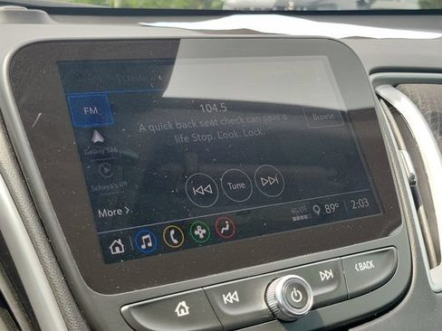 Used 2025 Chevrolet Malibu LT FWD image 27