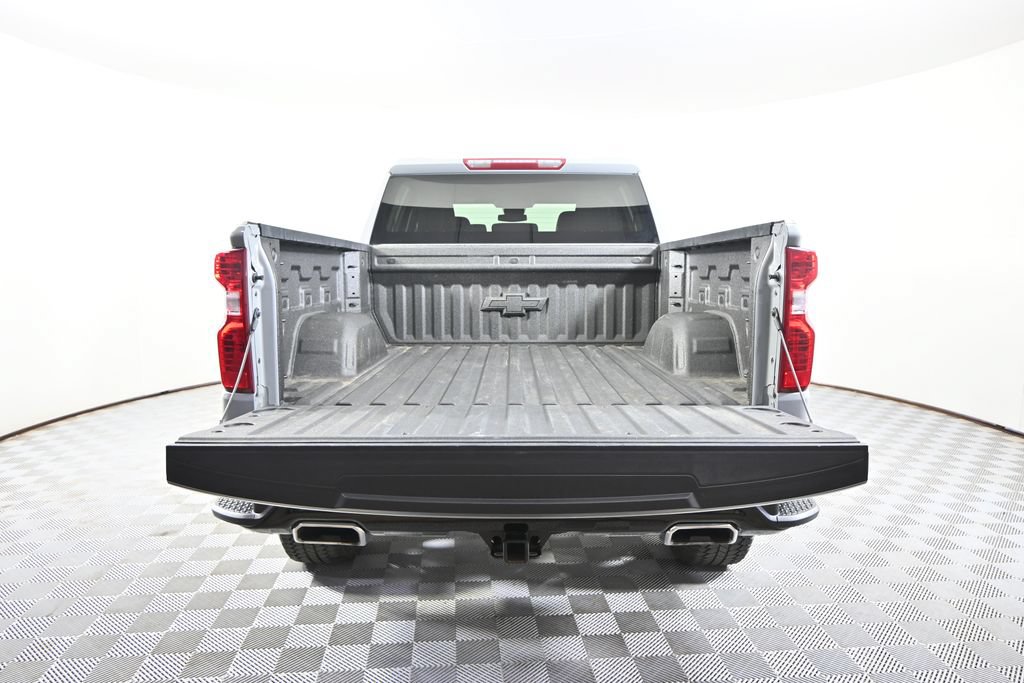 Used 2025 Chevrolet Silverado 1500 Custom Trail Boss AWD/4WD image 6