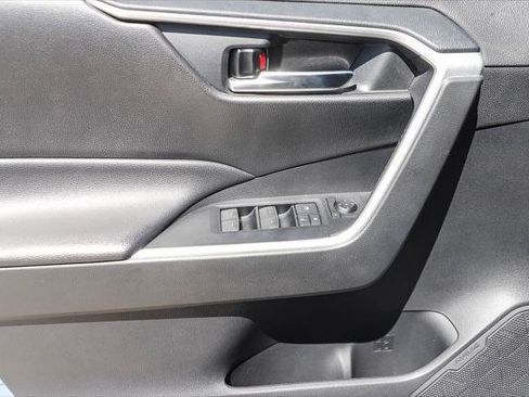 Certified 2022 Toyota RAV4 SE AWD/4WD image 20