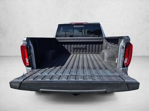 Used 2023 GMC Sierra 1500 SLT w/ SLT Premium Package AWD/4WD image 9