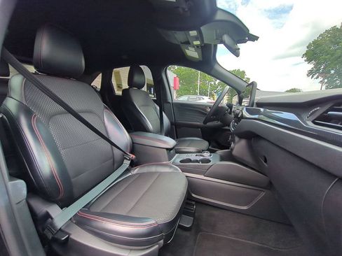 Used 2025 Ford Escape ST-Line FWD image 30