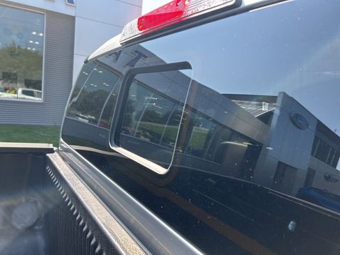 Used 2022 Ford Ranger Lariat w/ FX4 Off-Road Package image 14