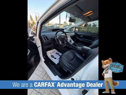 Used 2015 Toyota Prius Persona Series image 17