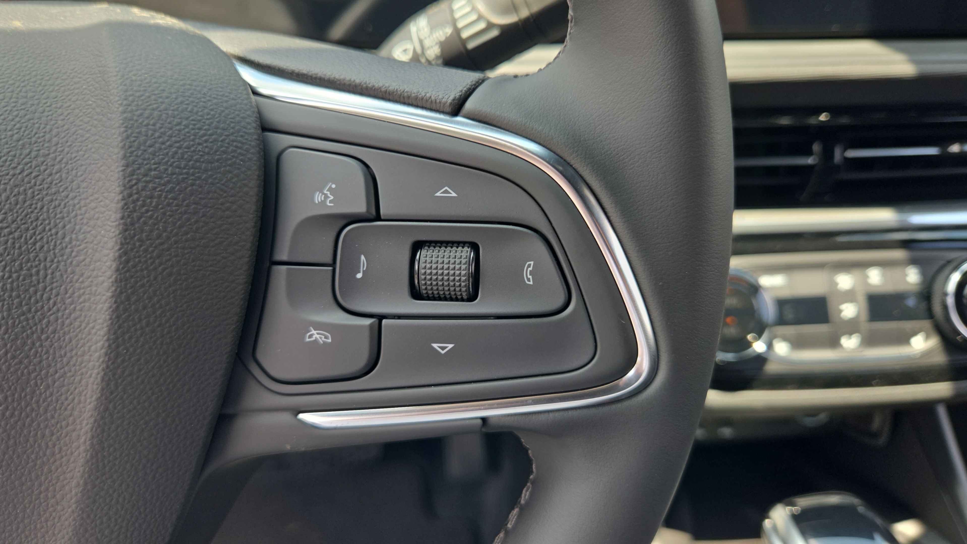 New 2026 Buick Envista Sport Touring w/ Convenience I Package FWD image 28