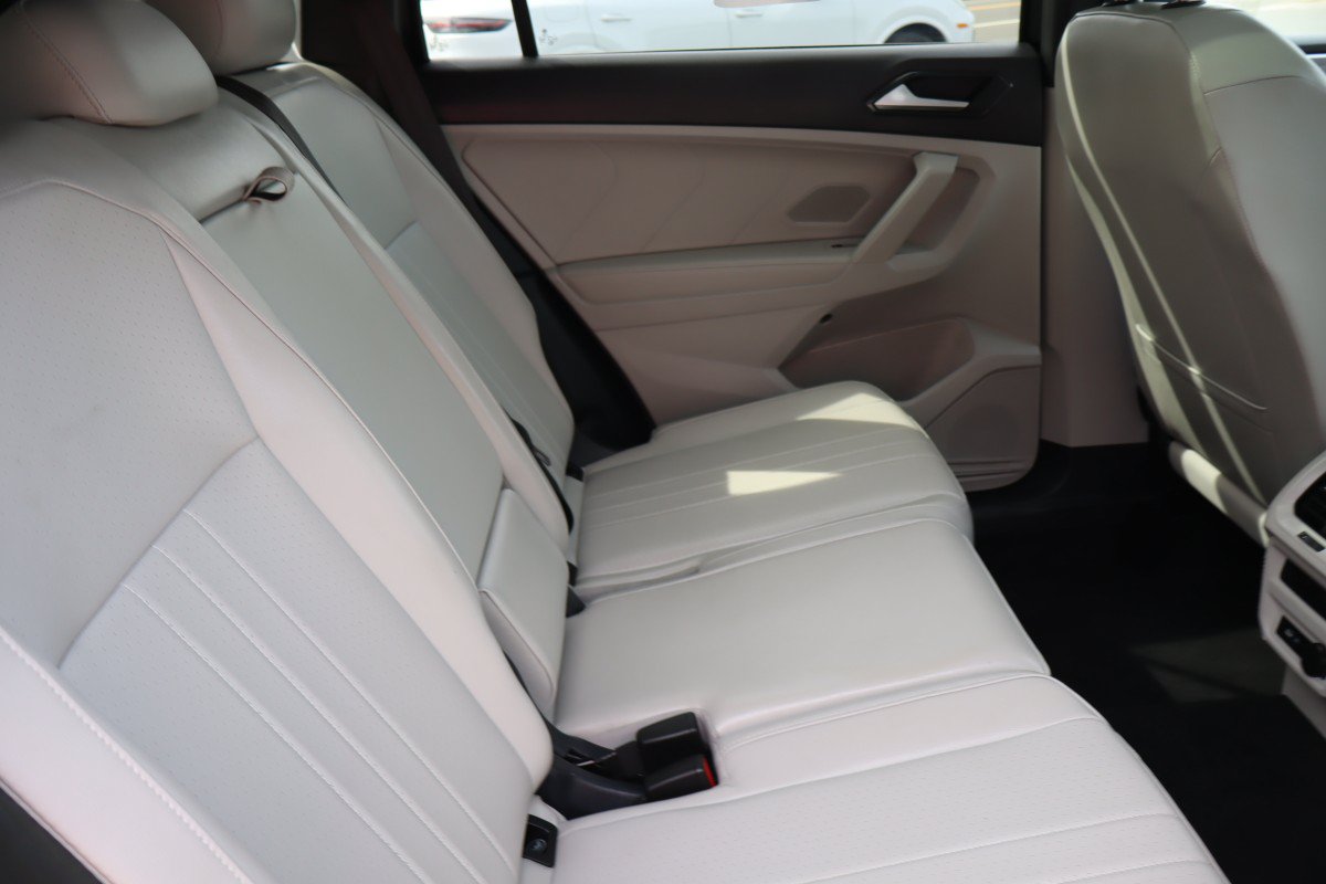 Used 2024 Volkswagen Tiguan SE R-Line AWD/4WD image 24