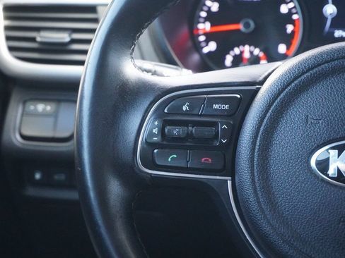 Used 2016 Kia Optima LX image 19