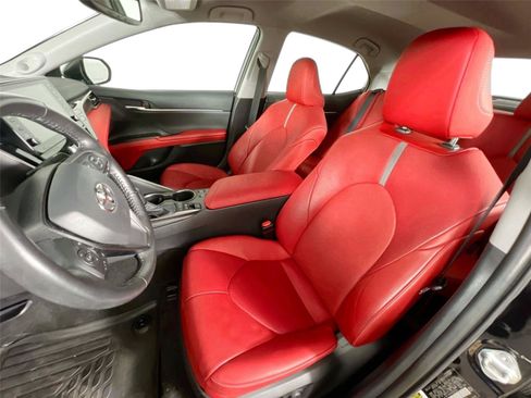 Used 2022 Toyota Camry XSE w/ Navigation Upgrade Package FWD image 22