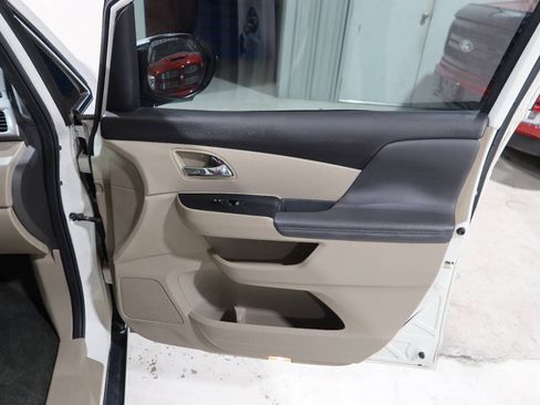 Used 2016 Honda Odyssey EX-L image 14