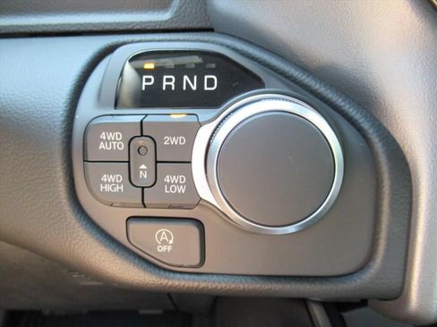 New 2026 RAM 1500 Big Horn AWD/4WD image 23