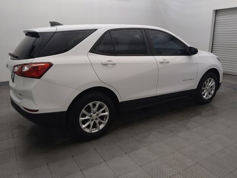 Used 2020 Chevrolet Equinox LS w/ LS Convenience Package AWD/4WD image 10