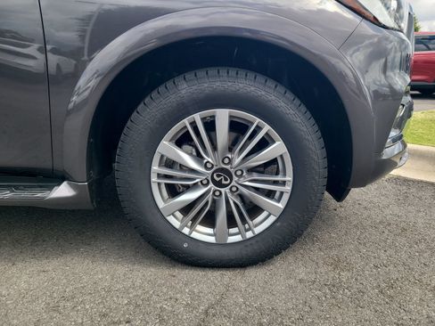 Used 2024 INFINITI QX80 Luxe AWD/4WD image 31