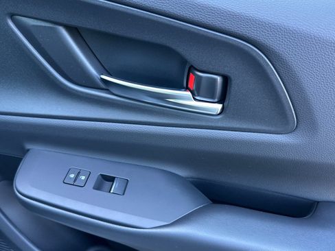 New 2026 Toyota Prius Plug-In Hybrid FWD image 20