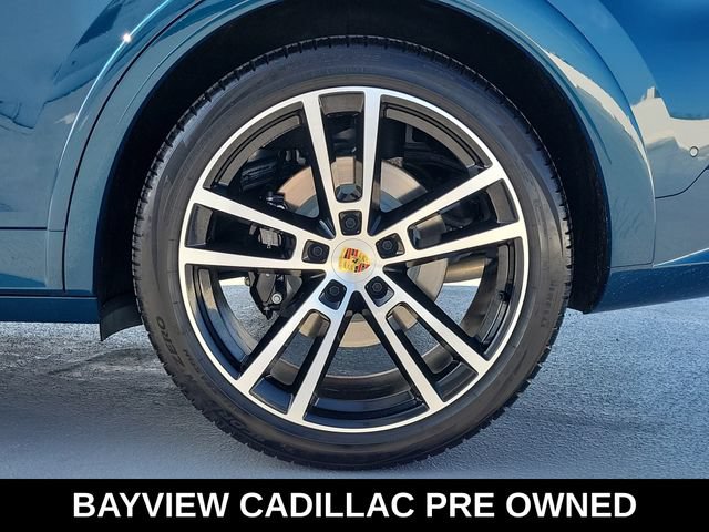 Used 2024 Porsche Cayenne S AWD/4WD image 9