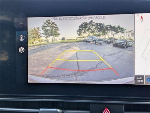 Used 2024 Hyundai Elantra SEL FWD image 11