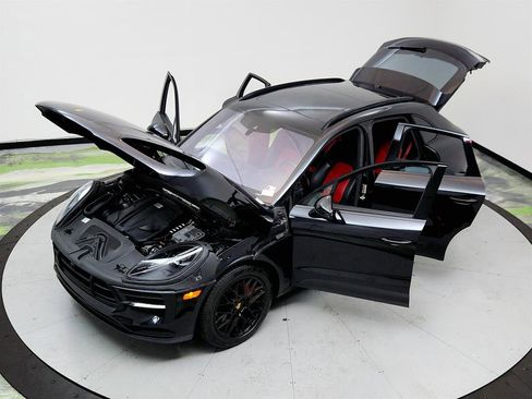 Used 2021 Porsche Macan GTS image 38