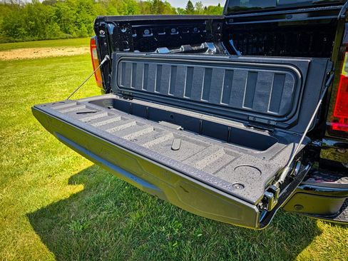 New 2026 GMC Canyon Elevation w/ Convenience Package AWD/4WD image 5