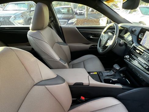 Used 2023 Lexus ES 350 w/ Premium Package image 46