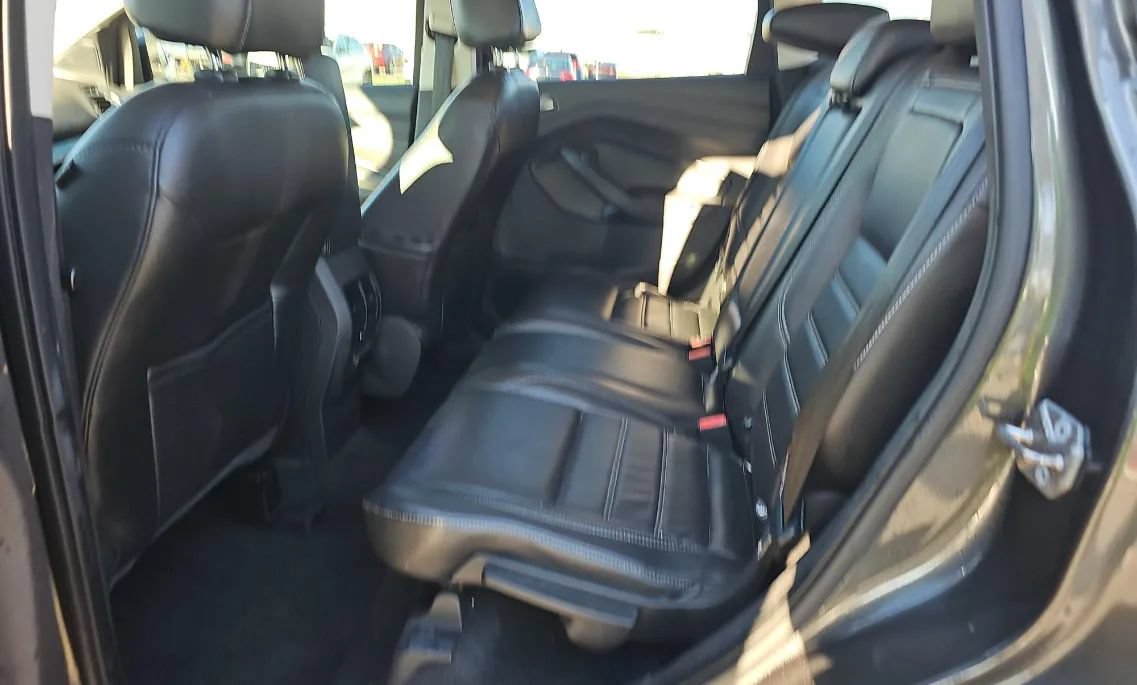 Used 2017 Ford Escape Titanium AWD/4WD image 9
