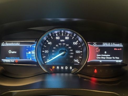 Used 2017 Ford Explorer XLT w/ Equipment Group 202A AWD/4WD image 25
