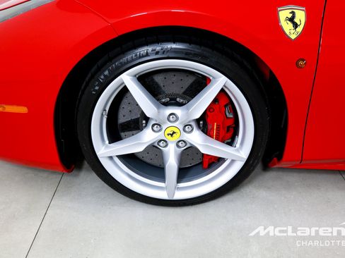 Used 2018 Ferrari 488 GTB RWD image 30