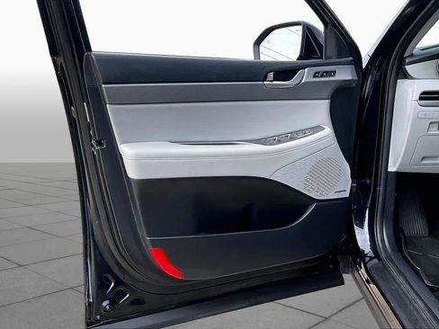 Used 2024 Hyundai Palisade SEL FWD image 21