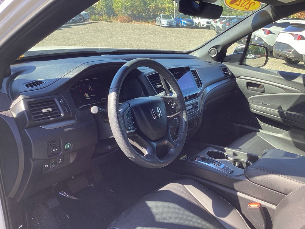 Used 2024 Honda Passport EX-L image 12