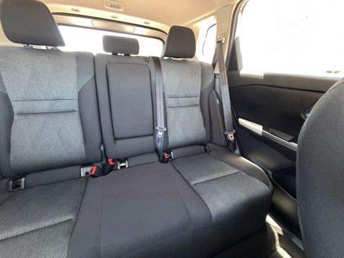 Used 2025 Nissan Rogue SV FWD image 39