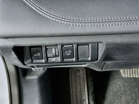 Used 2023 Subaru Outback Limited AWD/4WD image 10